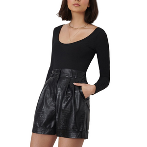 Dynamite Faux Crocodile Skin Short Cuffed Angle Pockets Pleated Black Medium